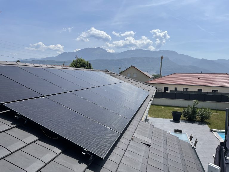 SolairAlp projet-3-768x576 Est-ce rentable d'installer des panneaux photovoltaïques ?  